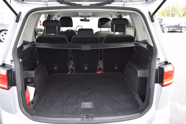 Volkswagen Touran 1.4 110KwHighlineNezTopenTaž - foto 10