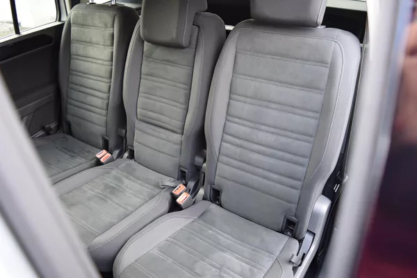 Volkswagen Touran 1.4 110KwHighlineNezTopenTaž - foto 17