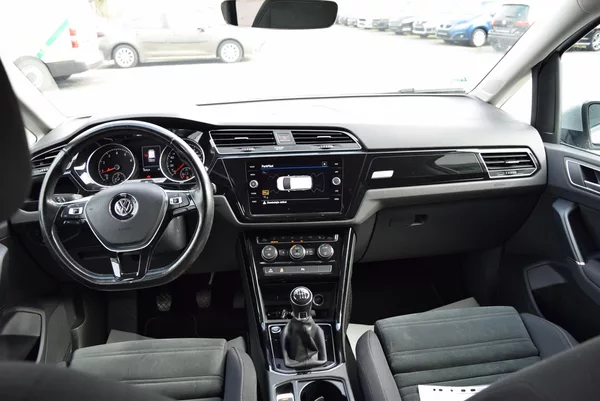 Volkswagen Touran 1.4 110KwHighlineNezTopenTaž - foto 19