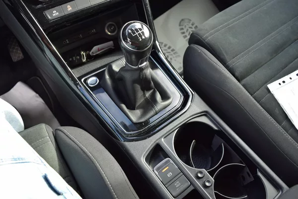 Volkswagen Touran 1.4 110KwHighlineNezTopenTaž - foto 25