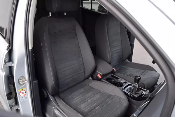 Volkswagen Touran 1.4 110KwHighlineNezTopenTaž - foto 39