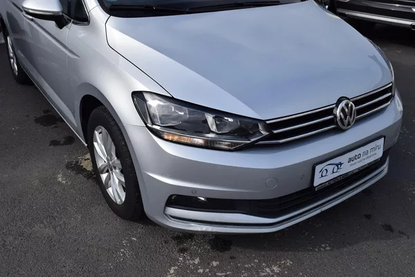 Volkswagen Touran 1.4 110KwHighlineNezTopenTaž - foto 4
