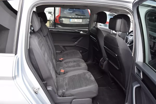 Volkswagen Touran 1.4 110KwHighlineNezTopenTaž - foto 43