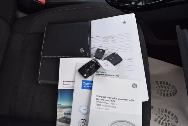 Volkswagen Touran 1.4 110KwHighlineNezTopenTaž - foto 50