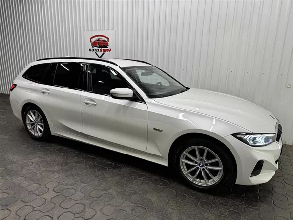 BMW Řada 3 330E 215kW XDRIVE TAŽNÉ 2XALU - foto 11