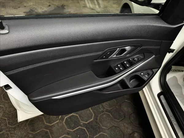 BMW Řada 3 330E 215kW XDRIVE TAŽNÉ 2XALU - foto 14