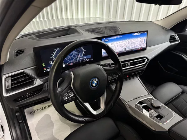 BMW Řada 3 330E 215kW XDRIVE TAŽNÉ 2XALU - foto 16