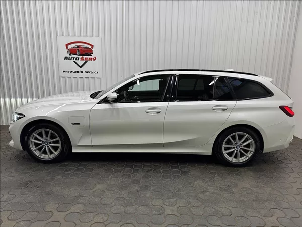 BMW Řada 3 330E 215kW XDRIVE TAŽNÉ 2XALU - foto 4