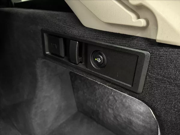 BMW Řada 3 330E 215kW XDRIVE TAŽNÉ 2XALU - foto 41