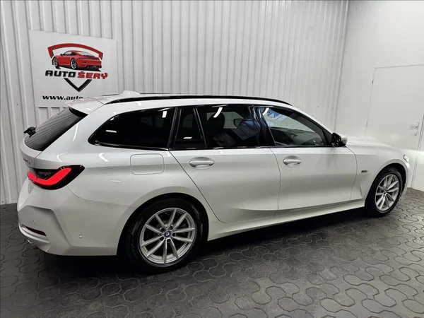 BMW Řada 3 330E 215kW XDRIVE TAŽNÉ 2XALU - foto 9
