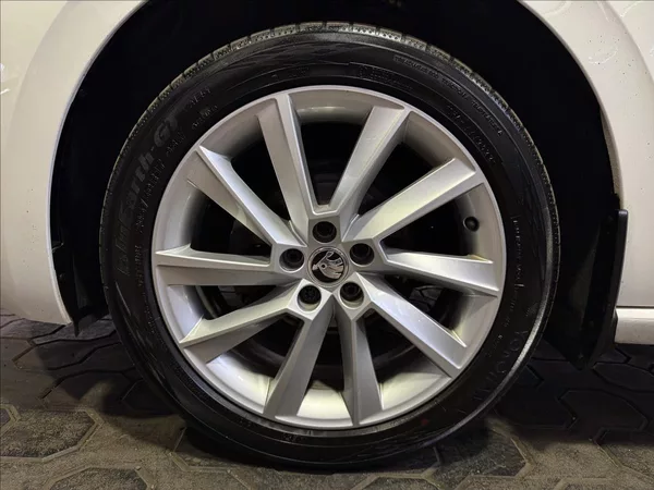 Škoda Scala 1.0TGI STYLE ACC 2XKOLA LED - foto 39