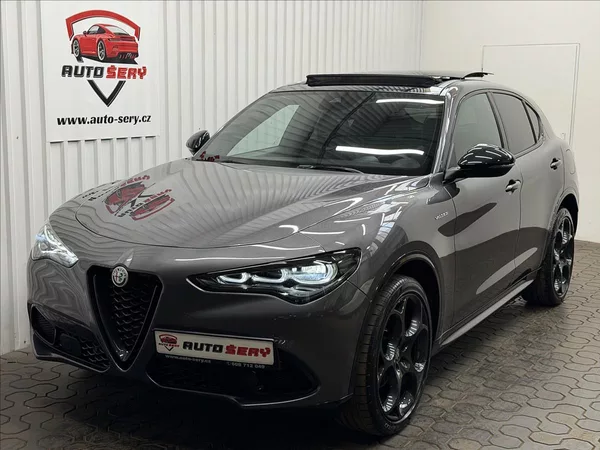 Alfa Romeo Stelvio VELOCE 206kW Q4 PANORAMA R21