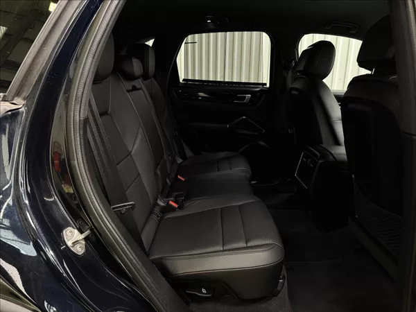Porsche Cayenne 3.0 V6 250kW ACC LED 1MAJ DPH - foto 35