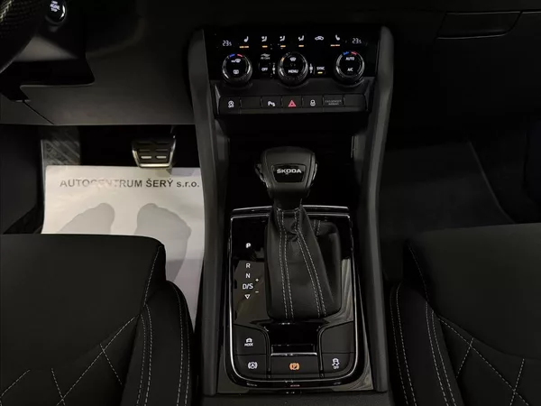 Škoda Karoq SPORTLINE 1.5TSI DSG ACC DCC - foto 29