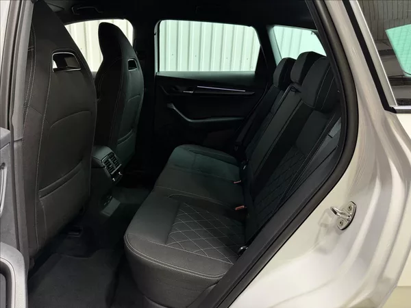 Škoda Karoq SPORTLINE 1.5TSI DSG ACC DCC - foto 34