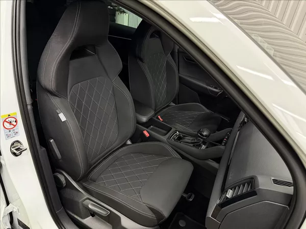 Škoda Karoq SPORTLINE 1.5TSI DSG ACC DCC - foto 41