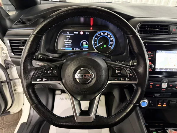 Nissan Leaf N-CONNECTA 110kW SOH 91% - foto 16