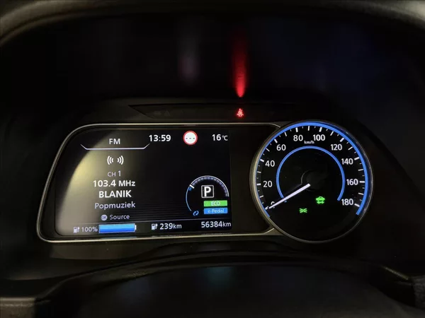 Nissan Leaf N-CONNECTA 110kW SOH 91% - foto 17