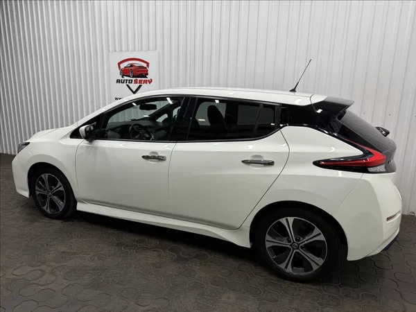 Nissan Leaf N-CONNECTA 110kW SOH 91% - foto 5