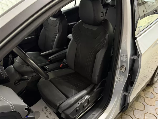 Volkswagen ID.4 ACC MASÁŽE HUD TČ TAŽNÉ 2XALU - foto 33