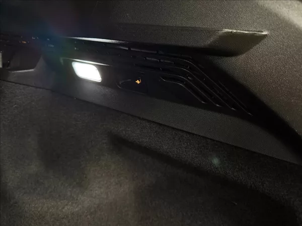 Volkswagen ID.4 ACC MASÁŽE HUD TČ TAŽNÉ 2XALU - foto 36