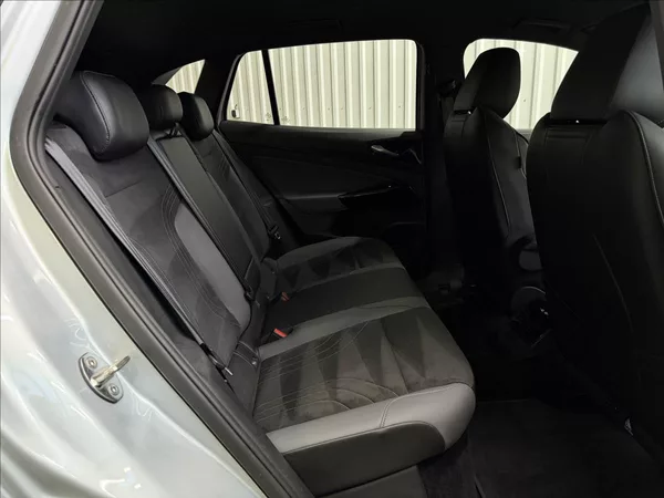 Volkswagen ID.4 ACC MASÁŽE HUD TČ TAŽNÉ 2XALU - foto 38