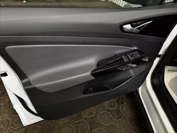 Volkswagen ID.4 150kW PRO PERF. TČ TAŽNÉ 2XALU - foto 14