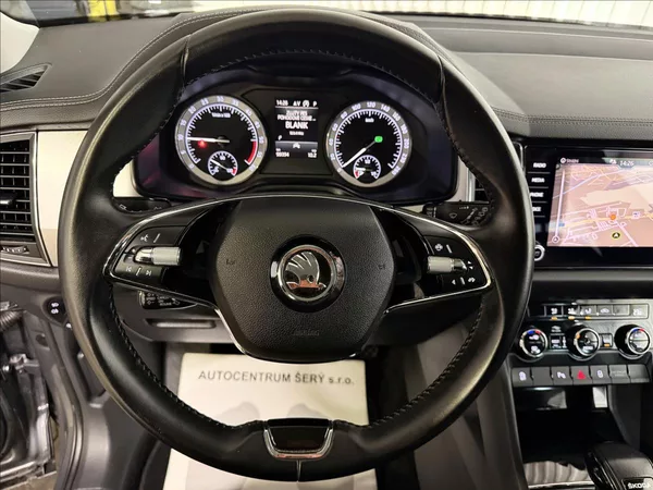 Škoda Kodiaq 2.0TDI 110kW DSG ACC 1MAJ - foto 16