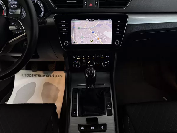 Škoda Superb 2.0TDI 110kW Manuál 1 Majitel - foto 18