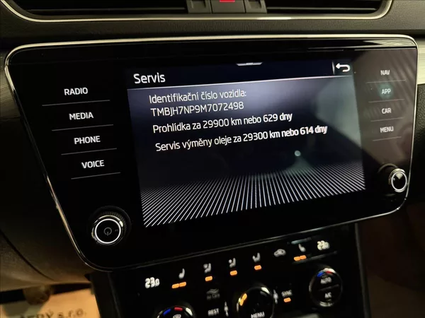 Škoda Superb 2.0TDI 110kW Manuál 1 Majitel - foto 21