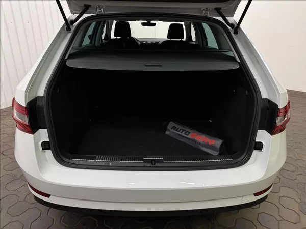 Škoda Superb 2.0TDI 110kW Manuál 1 Majitel - foto 32