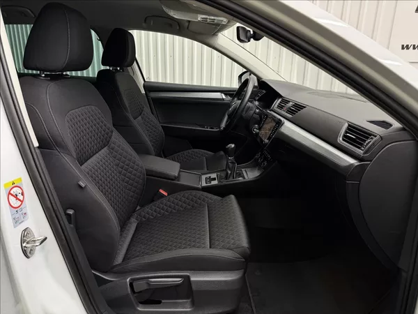 Škoda Superb 2.0TDI 110kW Manuál 1 Majitel - foto 36