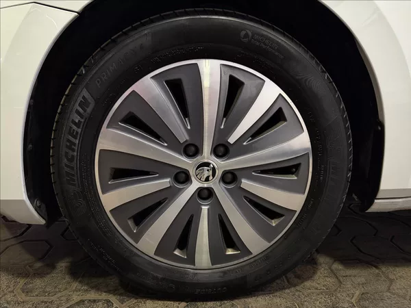 Škoda Superb 2.0TDI 110kW Manuál 1 Majitel - foto 38