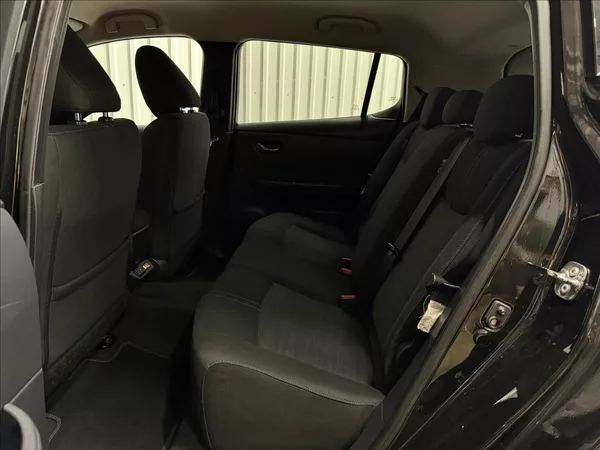 Nissan Leaf N-CONNECTA 160kW 62kWh - foto 27