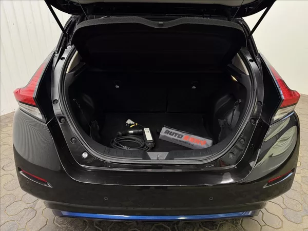 Nissan Leaf N-CONNECTA 160kW 62kWh - foto 28