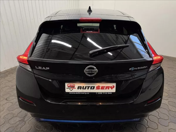 Nissan Leaf N-CONNECTA 160kW 62kWh - foto 7