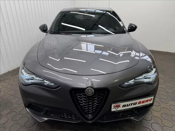 Alfa Romeo Stelvio VELOCE 154kW Q4 H&K LED R21 - foto 13