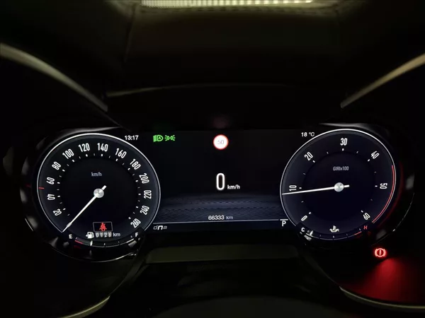 Alfa Romeo Stelvio VELOCE 154kW Q4 H&K LED R21 - foto 17