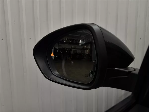 Alfa Romeo Stelvio VELOCE 154kW Q4 H&K LED R21 - foto 35