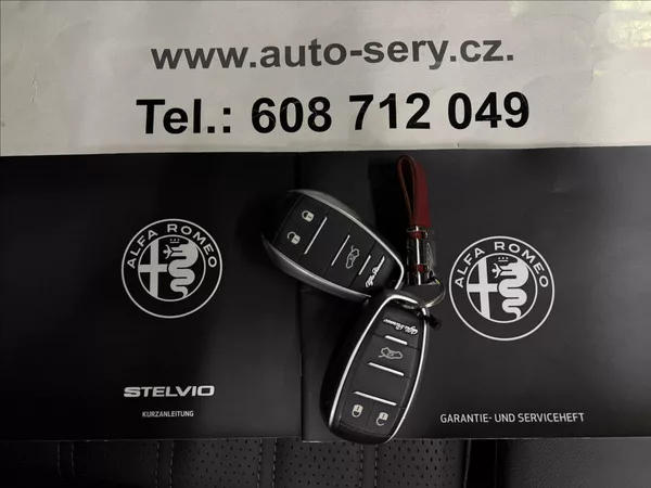 Alfa Romeo Stelvio VELOCE 154kW Q4 H&K LED R21 - foto 41