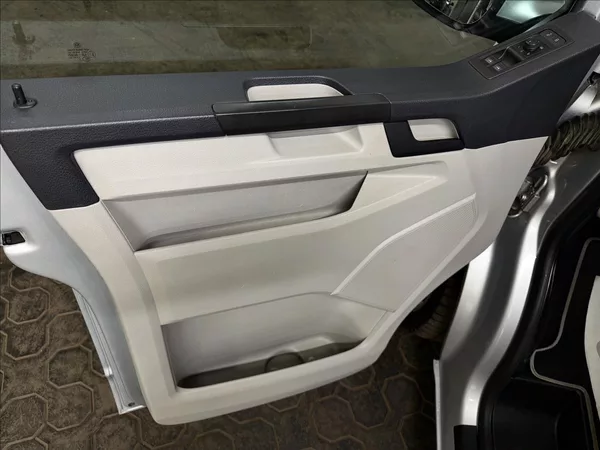 Volkswagen Transporter 2.0TDI 150kW 4MOTION KOMBI 1M - foto 14