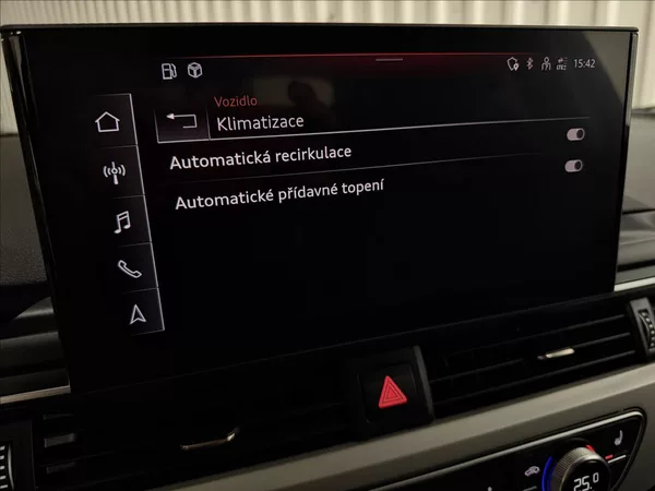 Audi A4 35TDI MHEV S-LINE MATRIX LED - foto 23