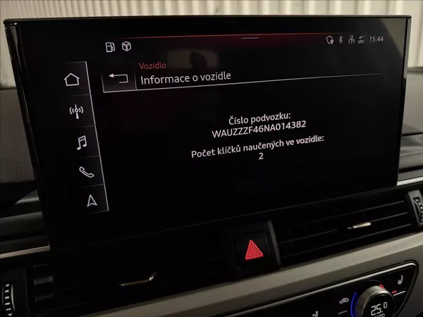 Audi A4 35TDI MHEV S-LINE MATRIX LED - foto 28