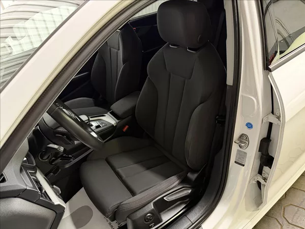 Audi A4 35TDI MHEV S-LINE MATRIX LED - foto 35
