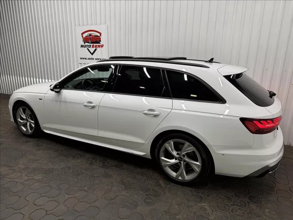 Audi A4 35TDI MHEV S-LINE MATRIX LED - foto 5