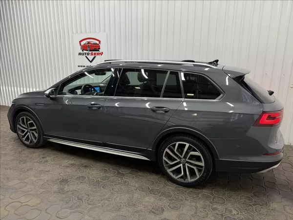 Volkswagen Golf ALLTRACK 147KW 4M PANO IQ.LED - foto 5