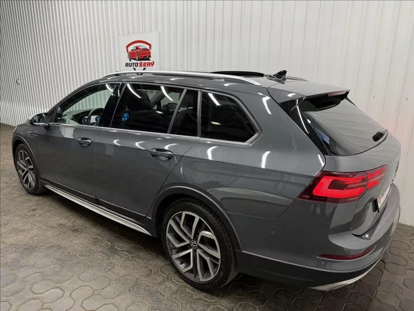 Volkswagen Golf ALLTRACK 147KW 4M PANO IQ.LED - foto 6