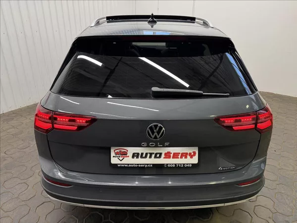 Volkswagen Golf ALLTRACK 147KW 4M PANO IQ.LED - foto 7
