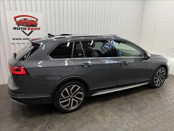 Volkswagen Golf ALLTRACK 147KW 4M PANO IQ.LED - foto 9
