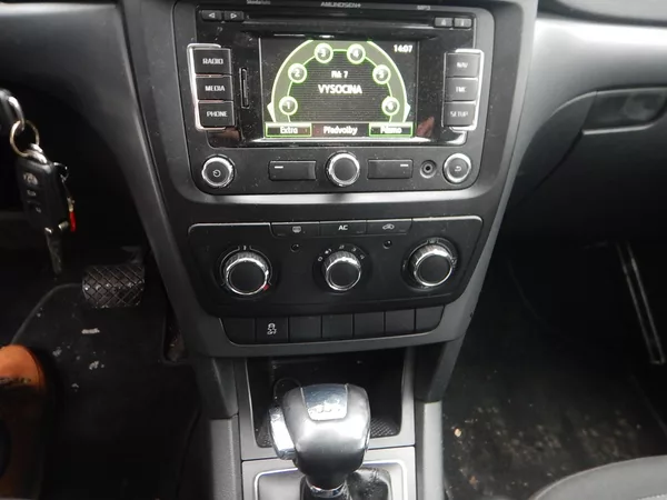 Škoda Yeti 1.2 Tsi 77 kw AUTOMAT - foto 12